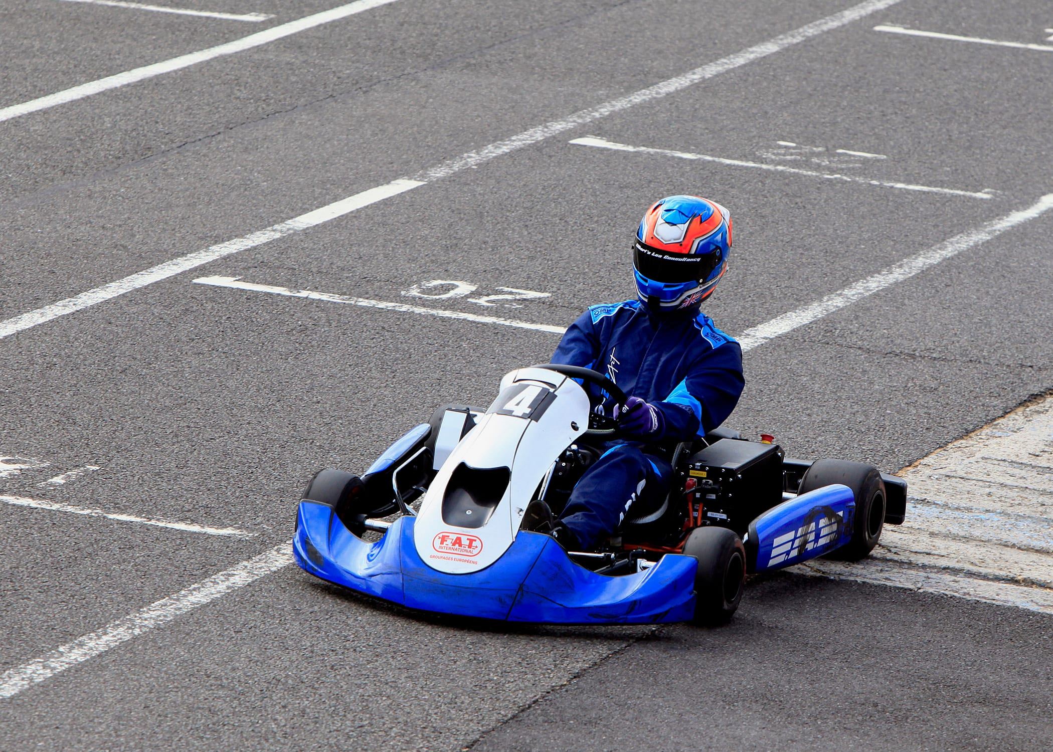 Keelan accelerating off the grid